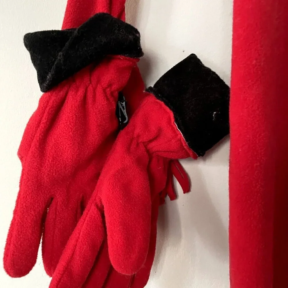 Thinsulate red black scarf mittens warm comfortable fleece one‎ size